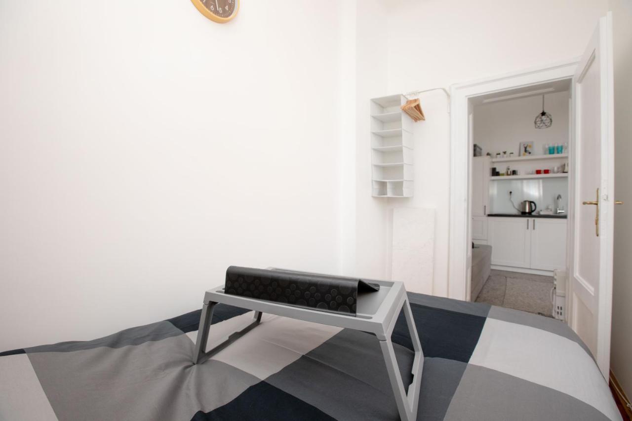You Will Love It, In Vracar Belgrado Exterior foto