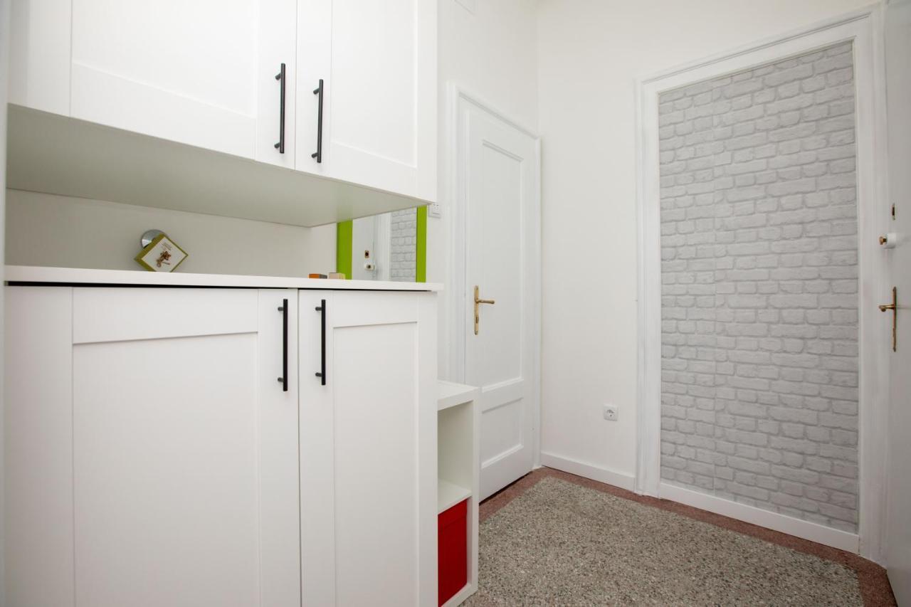 You Will Love It, In Vracar Belgrado Exterior foto